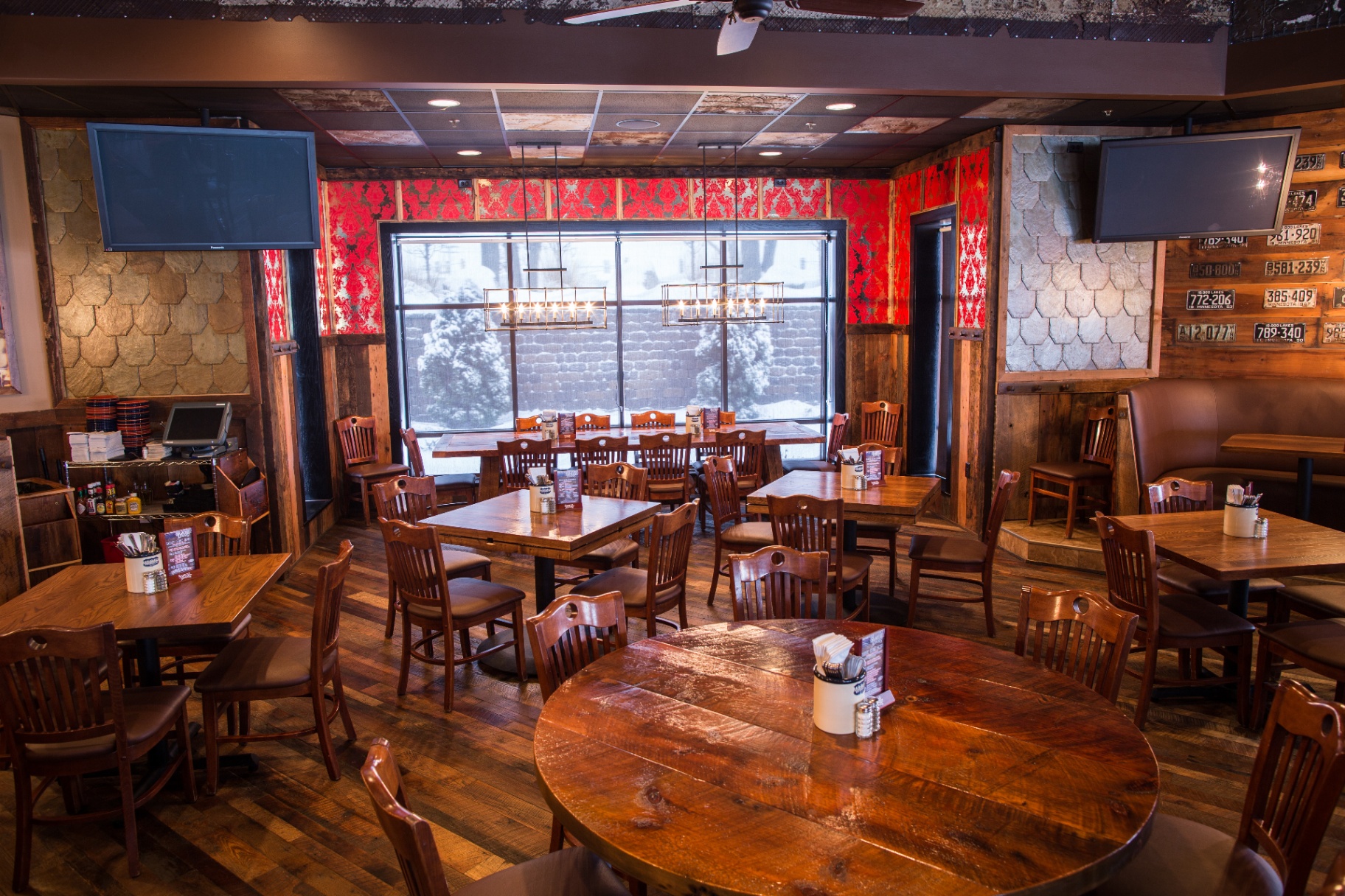 Blaine Interior - Dining