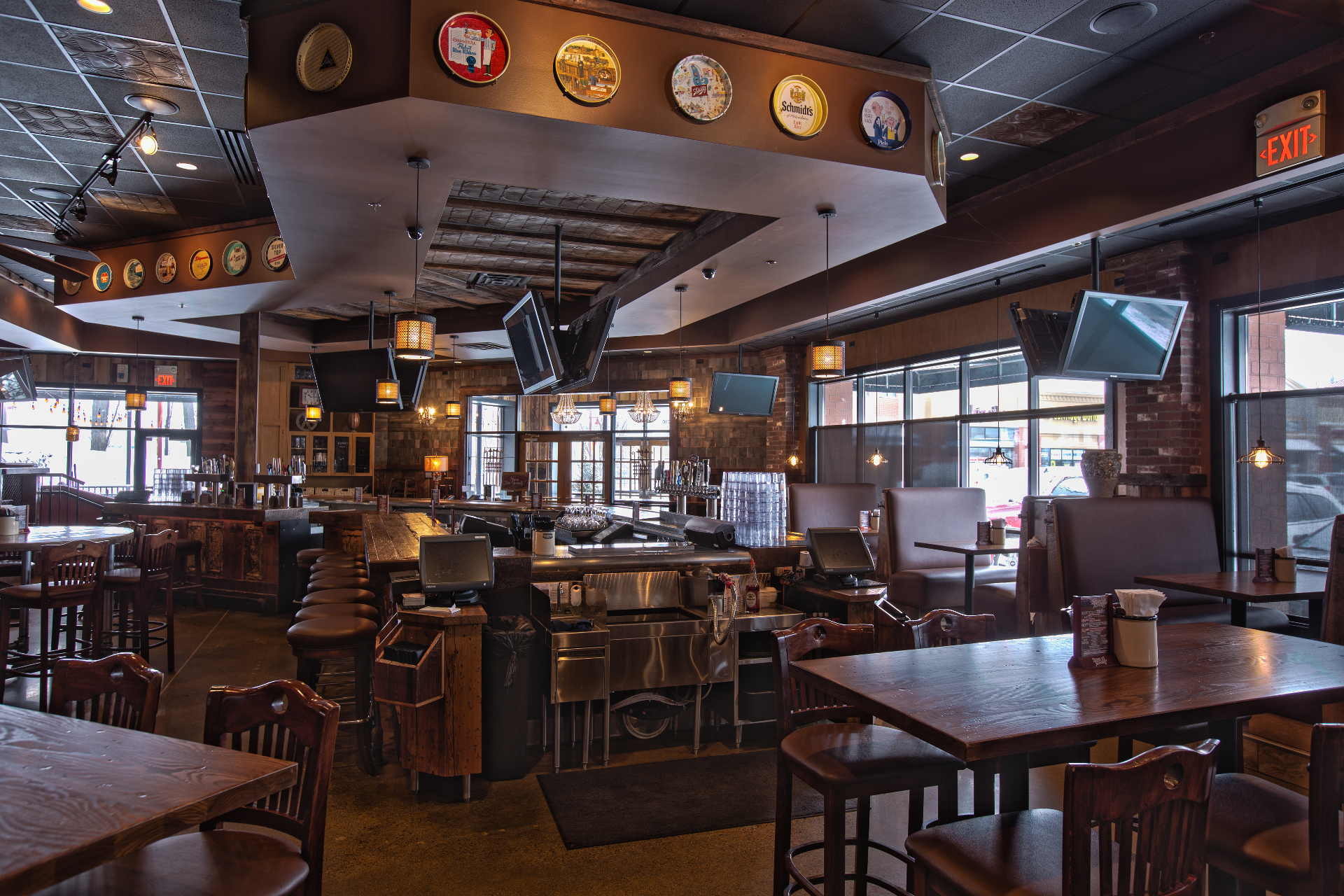 Blaine Interior - Bar Area