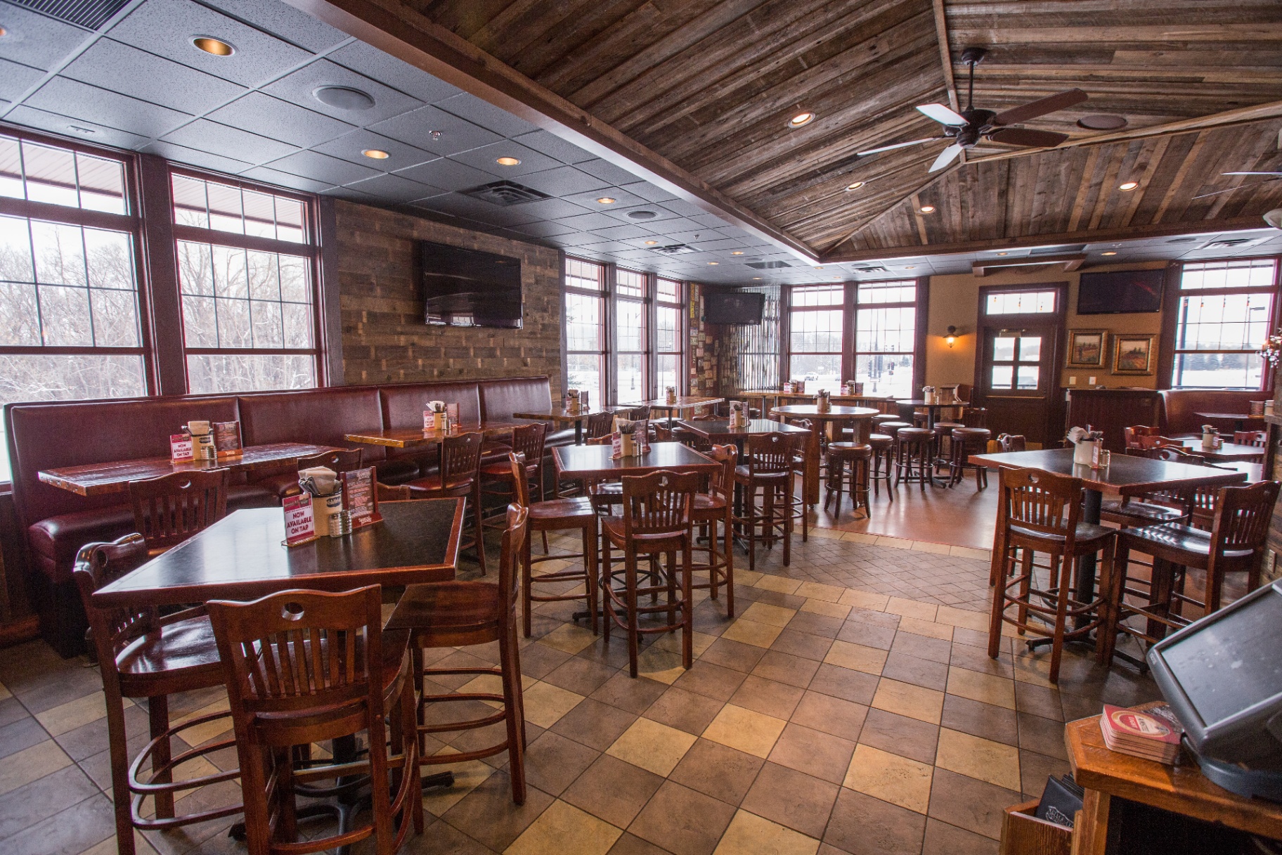 Champlin Interior - Seating