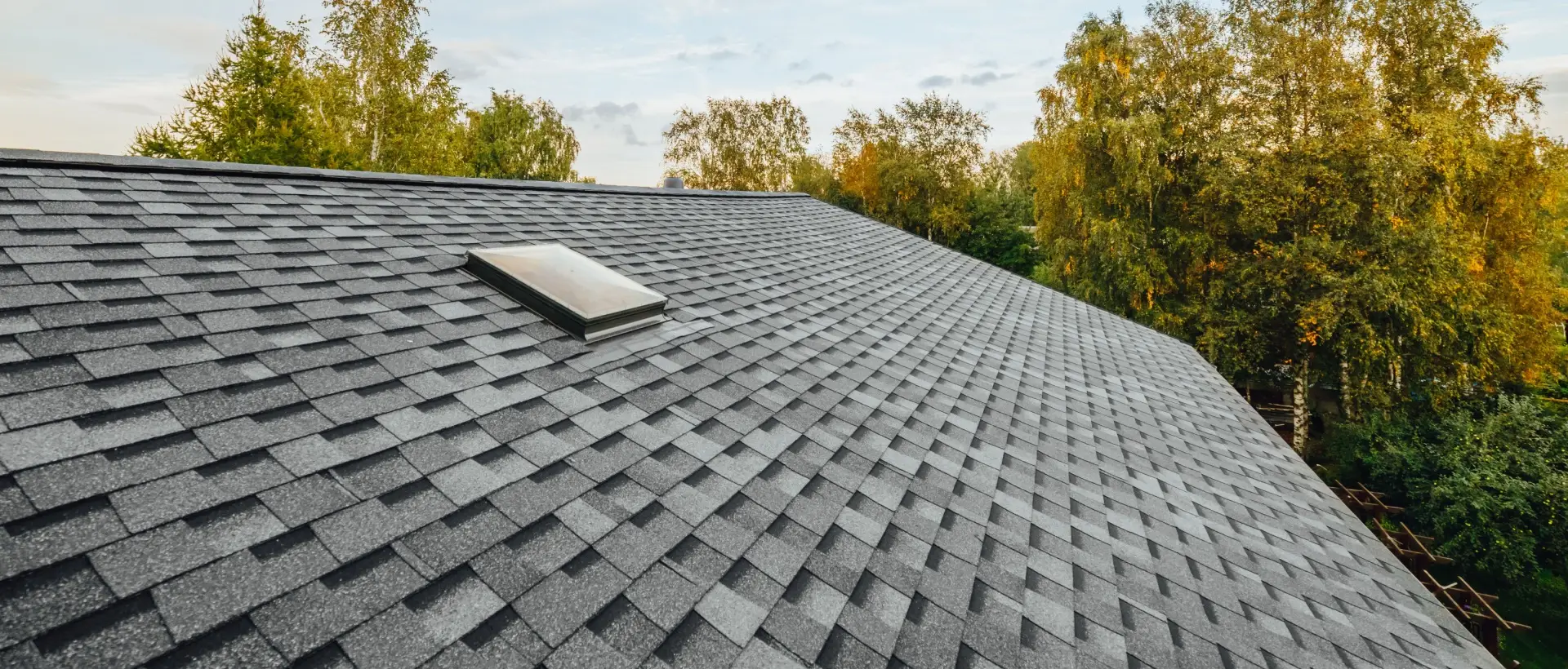 5 Clear Signs Your East Georgia Home Needs a New Roof