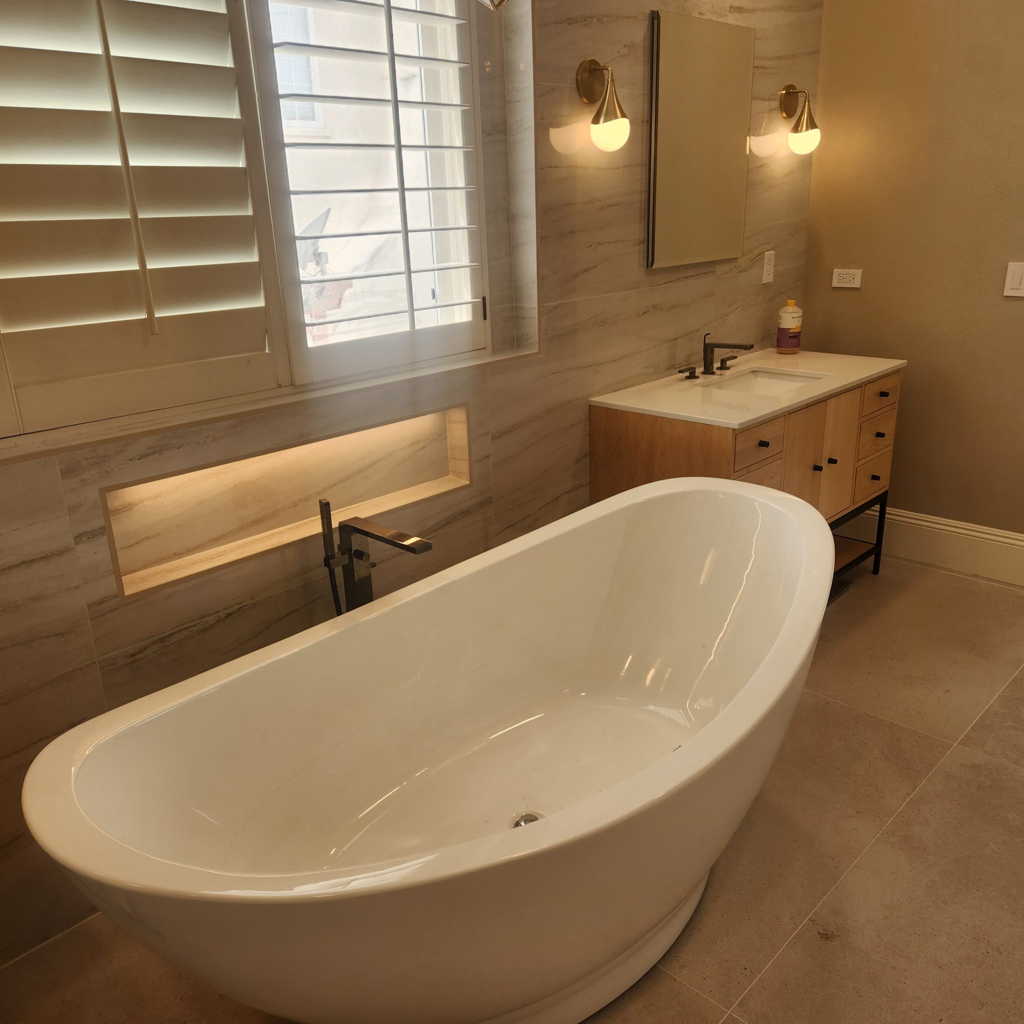 Custom lighting services in San Diego