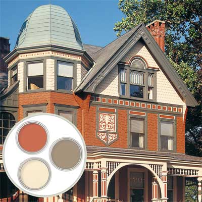 Residential Painters Classify Old Houses with Exterior Paint Colors
