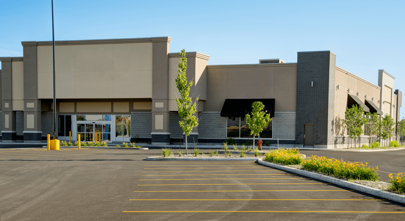 Why You Need High Quality Paint for Your Commercial Property