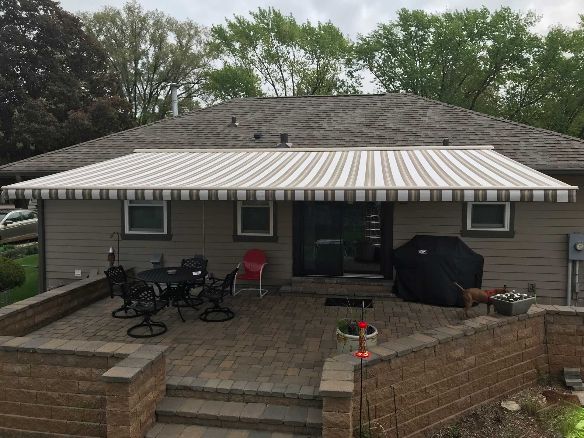 Choosing the Right Retractable Awning for Your Kansas City Home